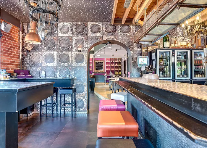 Ravel Hotel Cyrano